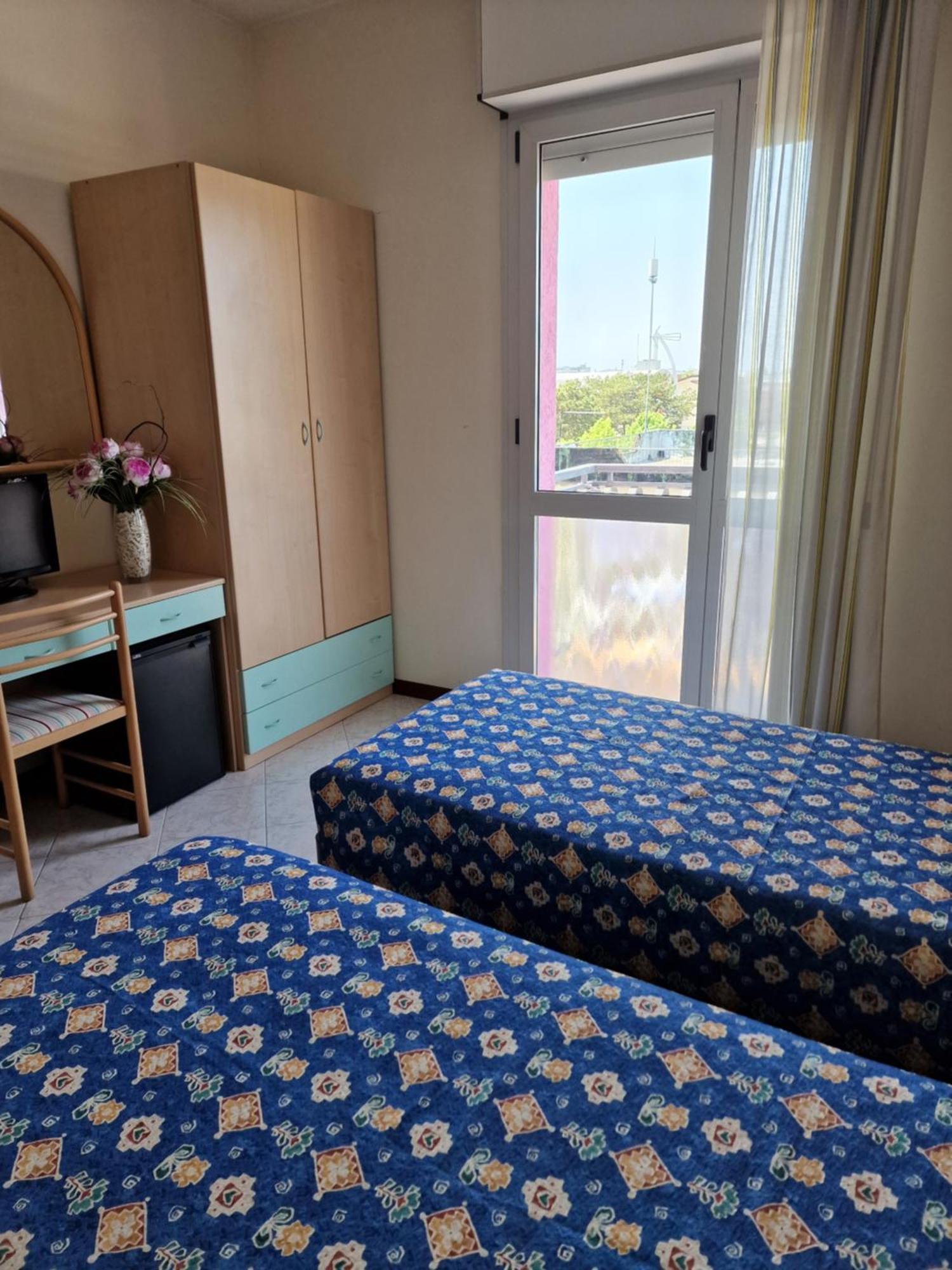Hotel Di Giovanni Bibione Cameră foto