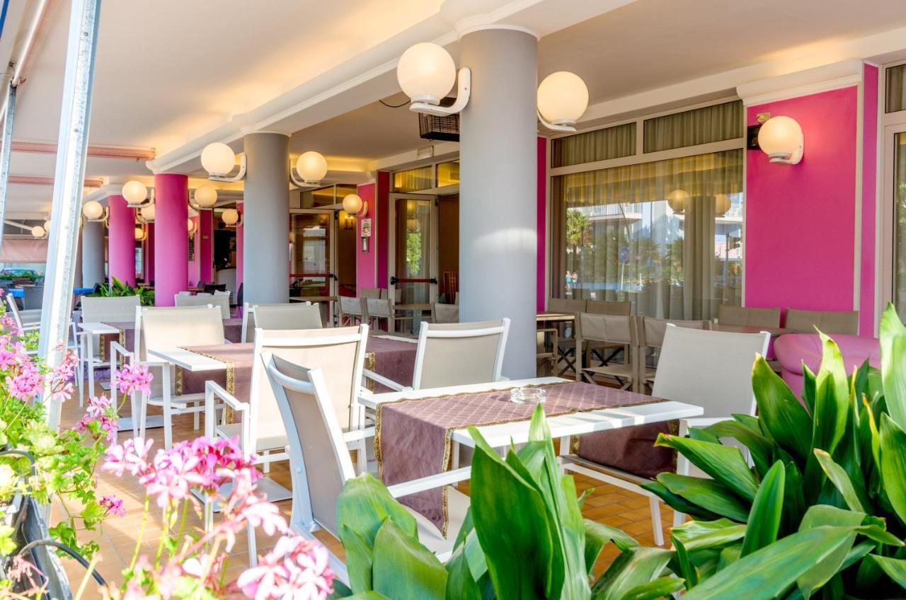 Hotel Di Giovanni Bibione Exterior foto